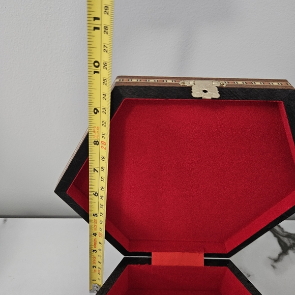 Wooden Mosaic Hexagonal Marquetry Jewelry Box From Spain- NWOT - Picture 6 of 11